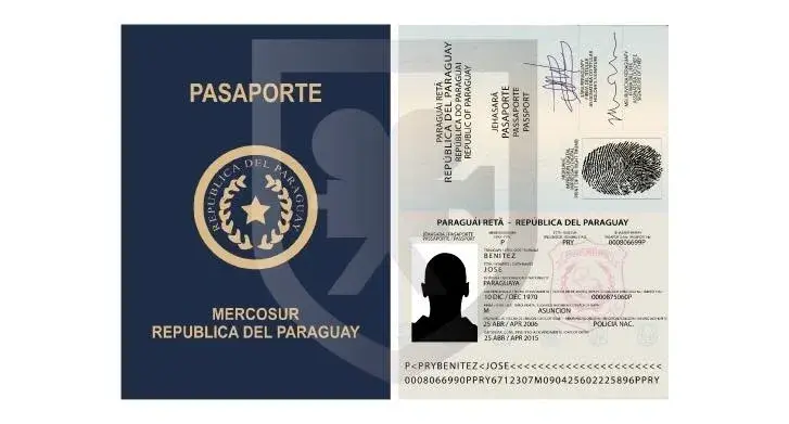 Passaporto della Repubblica del Paraguay — copertina MERCOSUR e pagina dati biometrici